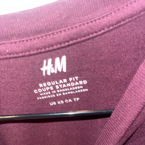 H&M T-Shirt - Picture 3 of 4